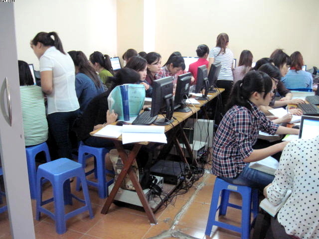 Khóa học thực hành kế toán Thương Mại & Dịch Vụ